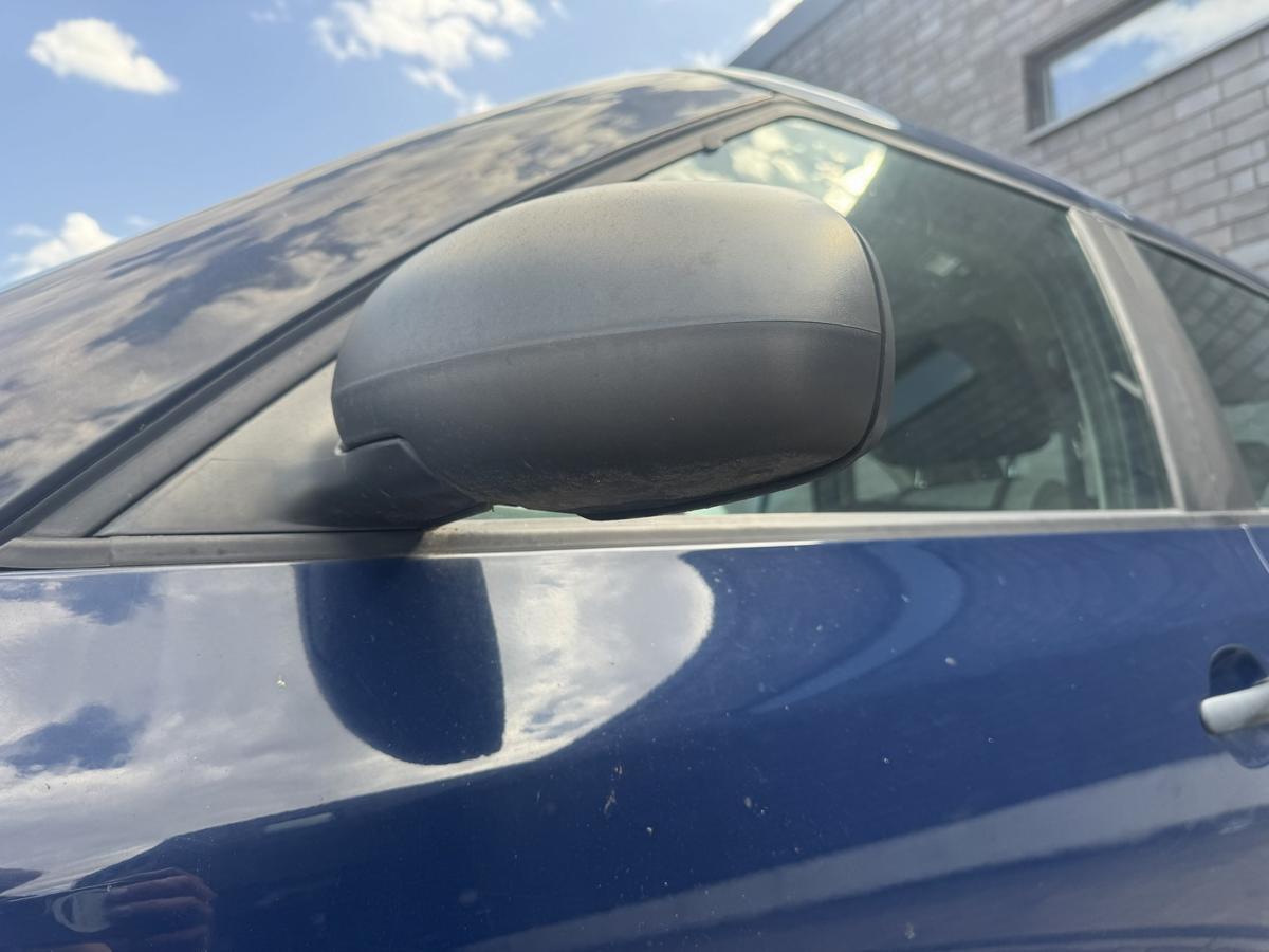 Skoda Fabia 2 5J original Au&szlig;enspiegel links manuell verstellbar schwarz unlackiert Bj.2010